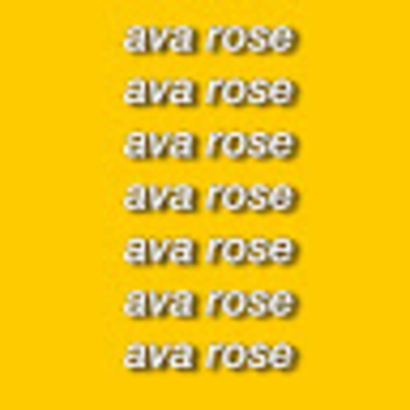 Meet your Posher, Ava - Picture 1 of 1